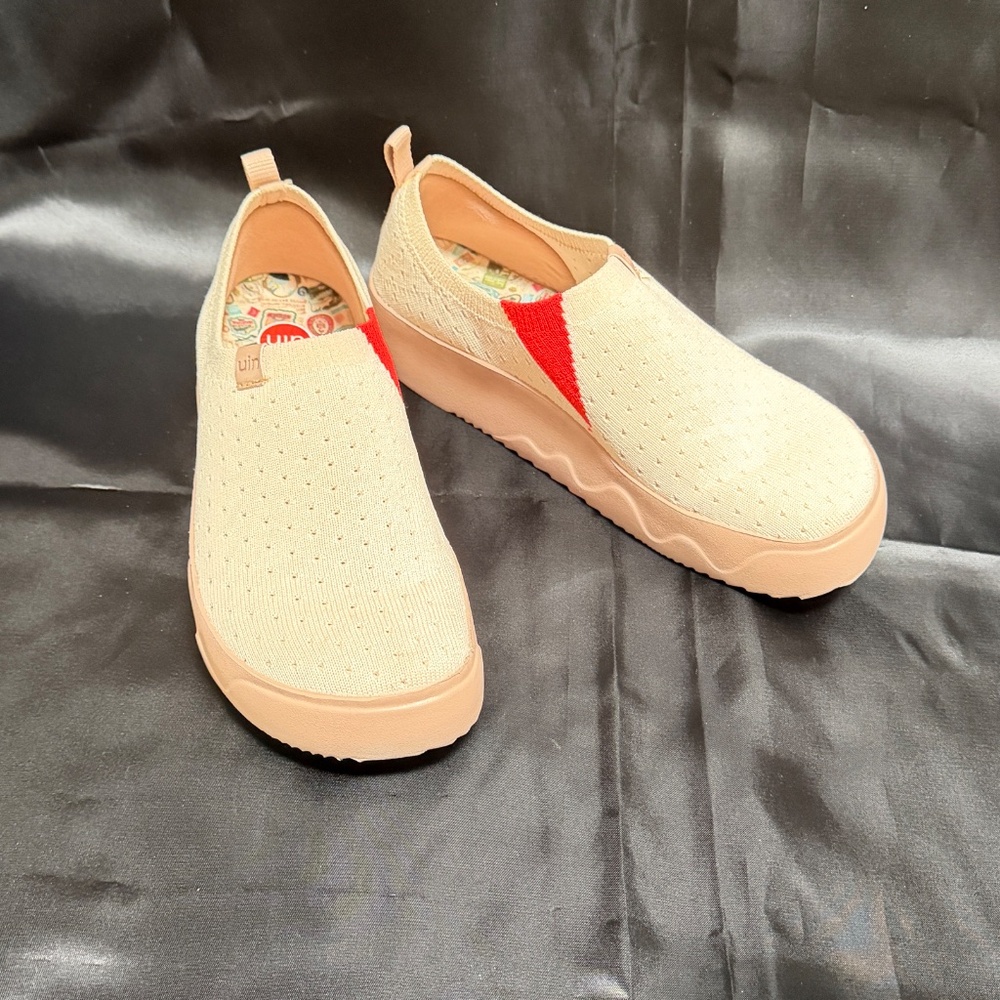 UIN Women's Shoes - Platform Toledo 9 style - birch color - size 7.5 - New! - Picture 2 of 6